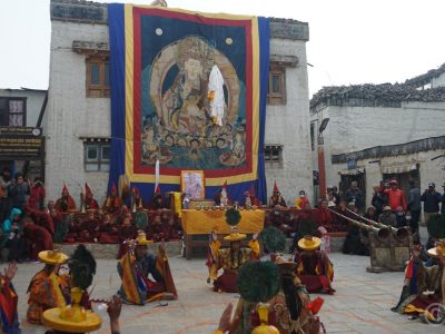 लोमान्थाङमा ऐतिहासिक ‘तिजी’ पर्वको रौनक, लोवा समुदायकाे सवैभन्दा ठूलो पर्व