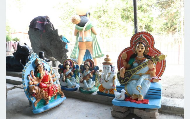कपिलवस्तुका मगर दम्पतीलाई घोराहीमा मूर्ति बनाउन भ्याइनभ्याइ