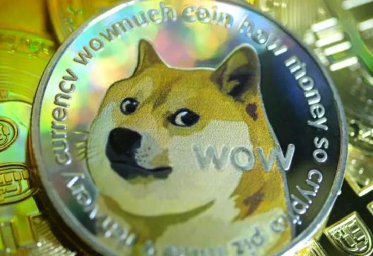 ‘डज’ मिमको रूपमा प्रसिद्ध काबोसु नामको कुकुरको मृत्यु