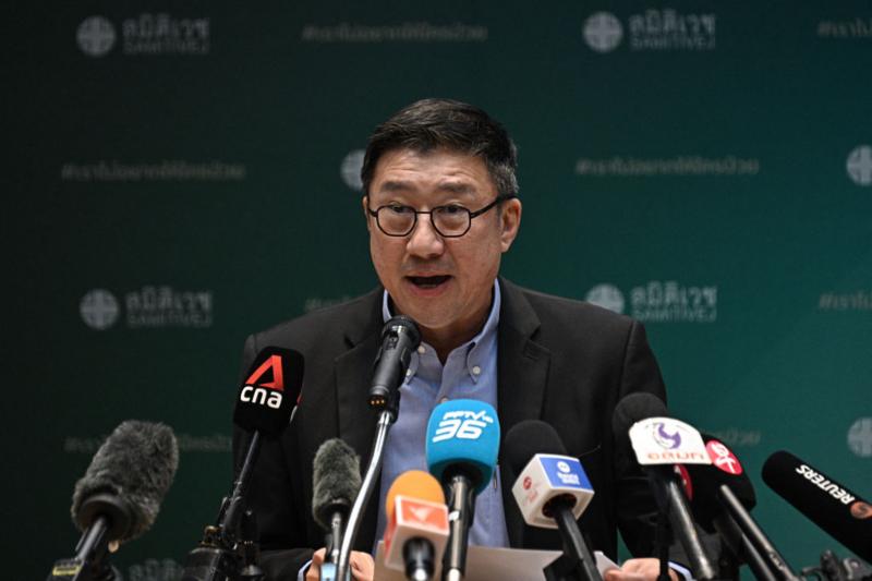 सिंगापुर एयरलाइन्स : टर्ब्युलेन्सका कारण २० जनालाई मेरुदण्डमा गम्भीर चोट