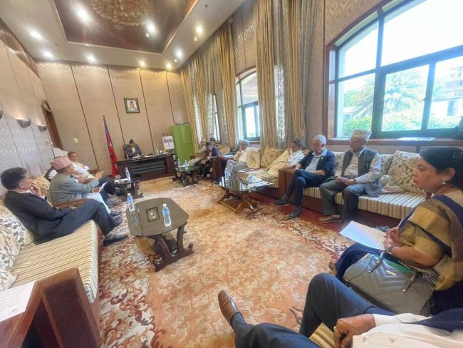 कांग्रेसले बोलाएको विपक्षी दलको बैठक बानेश्वरमा जारी