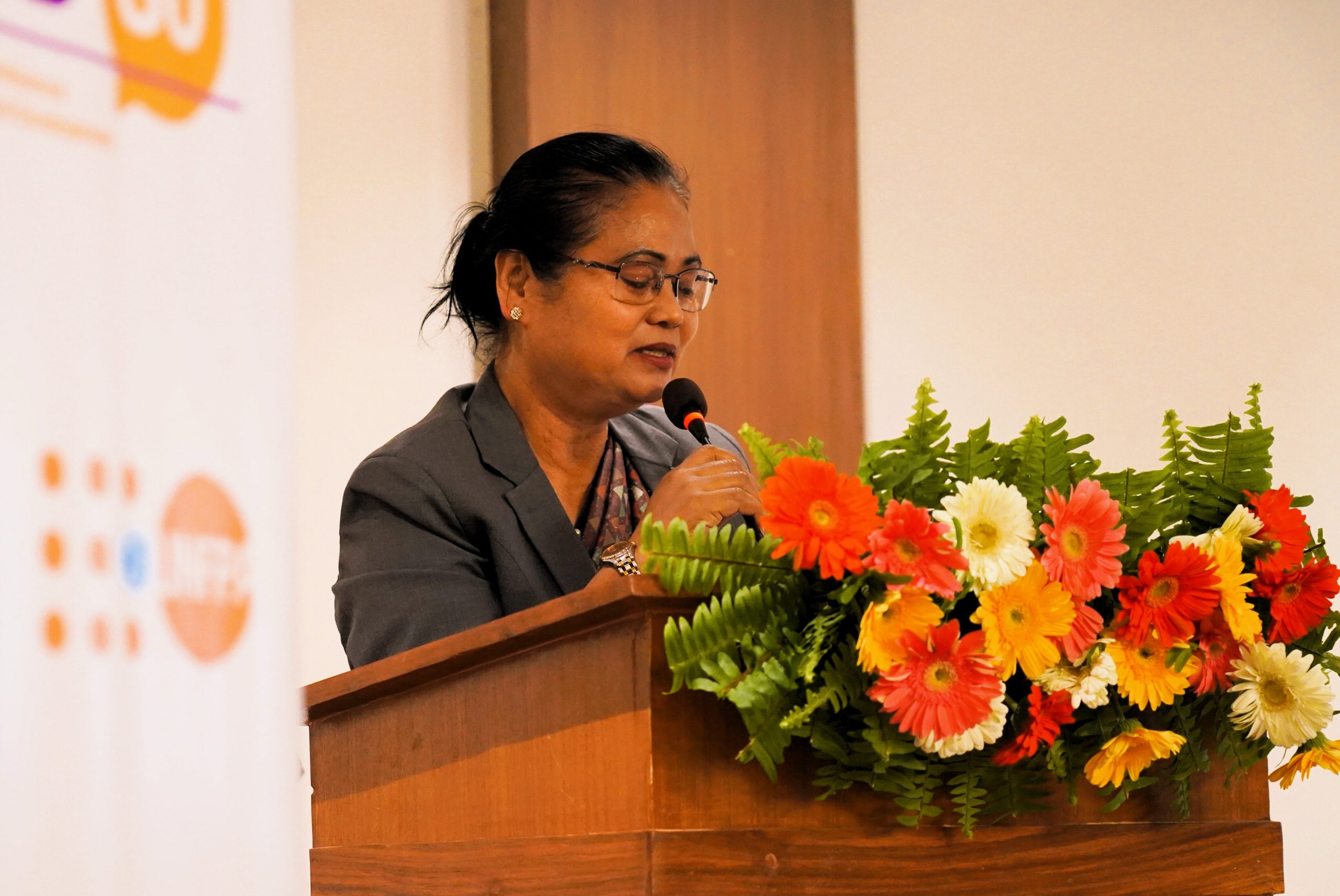 काम गर्न खोज्दा कर्मचारीबाट उचित सहयोग प्राप्त भएनः मन्त्री चौधरी