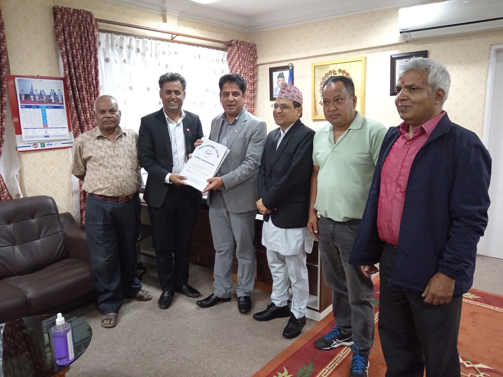 ‘तयारी पोशाक निर्यातका विषयमा सरकार गम्भीर छ’