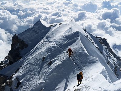 सगरमाथा आरोहण गर्ने सुरक्षित बाटो खुल्ने