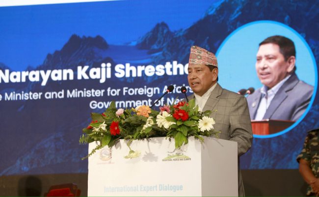 जलवायु परिवर्तनका समस्या न्यूनीकरण गरेर पृथ्वीको सुरक्षा गर्नुपर्छ: उपप्रधानमन्त्री श्रेष्ठ