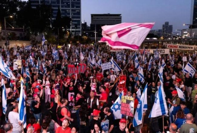 गाजाका बन्धकहरूका लागि इजरायलमा मार्च, नेतान्याहु विरुद्ध गम्भीर आरोप