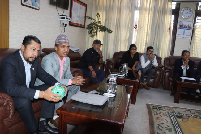 दशौँ राष्ट्रिय खेलकुदको तयारीमा तीव्रता दिन मन्त्री श्रेष्ठको निर्देशन