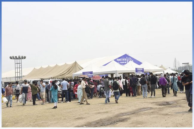 आवेदन दिने सबैलाई सीप सिकाउँदै काठमाडौं महानगर