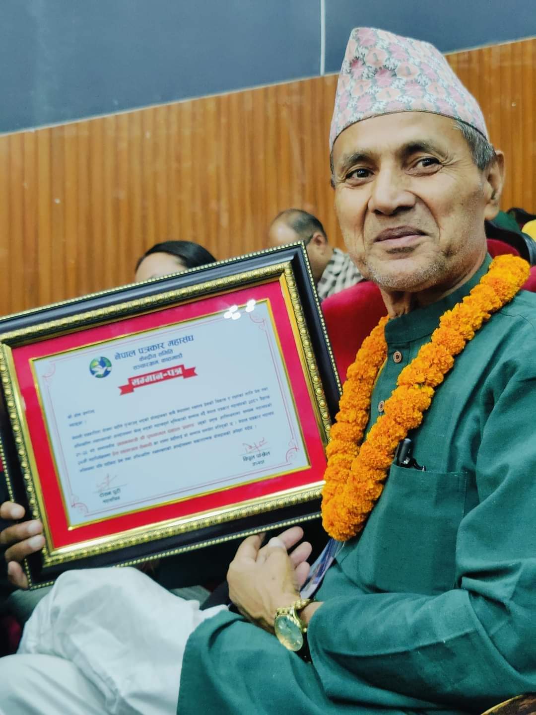 पत्रकार गोपालप्रसाद बराललाई ‘प्रेस स्वतन्त्रता सेनानि’ सम्मान प्रदान