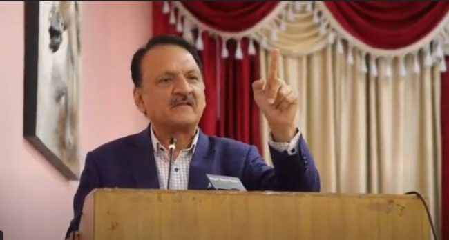 राजनीतिक अस्थिरता नेपालको विकासका लागि घातकः डा. महत