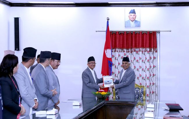 आयोगले उपनिर्वाचनको परिणाम प्रतिवेदन राष्ट्रपतिलाई बुझायो