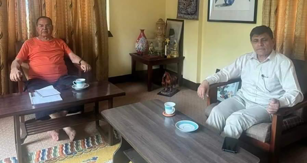 माधव नेपाललाई टक्कर दिन झलनाथ र घनश्यामको सहकार्य !