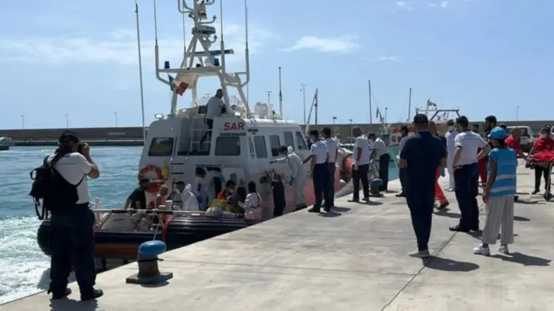 इटाली नजिकै दुईवटा जहाज डुब्दा ११ जनाको मृत्यु, ६० भन्दा बढी बेपत्ता