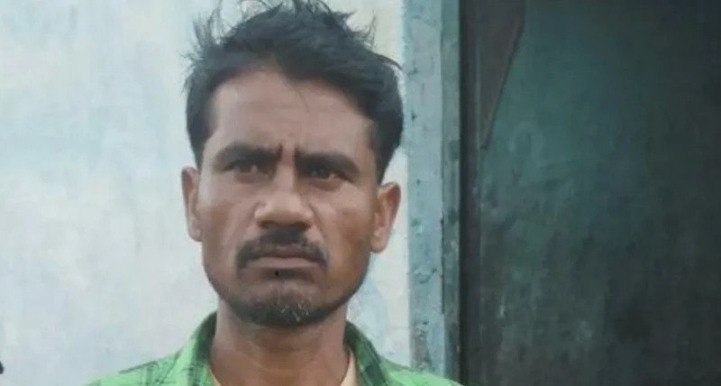 ऋणमा डुबेका मजदुर राजुले जमिन खनेर निकाले बहुमूल्य हीरा, रातारात बने करोडपति