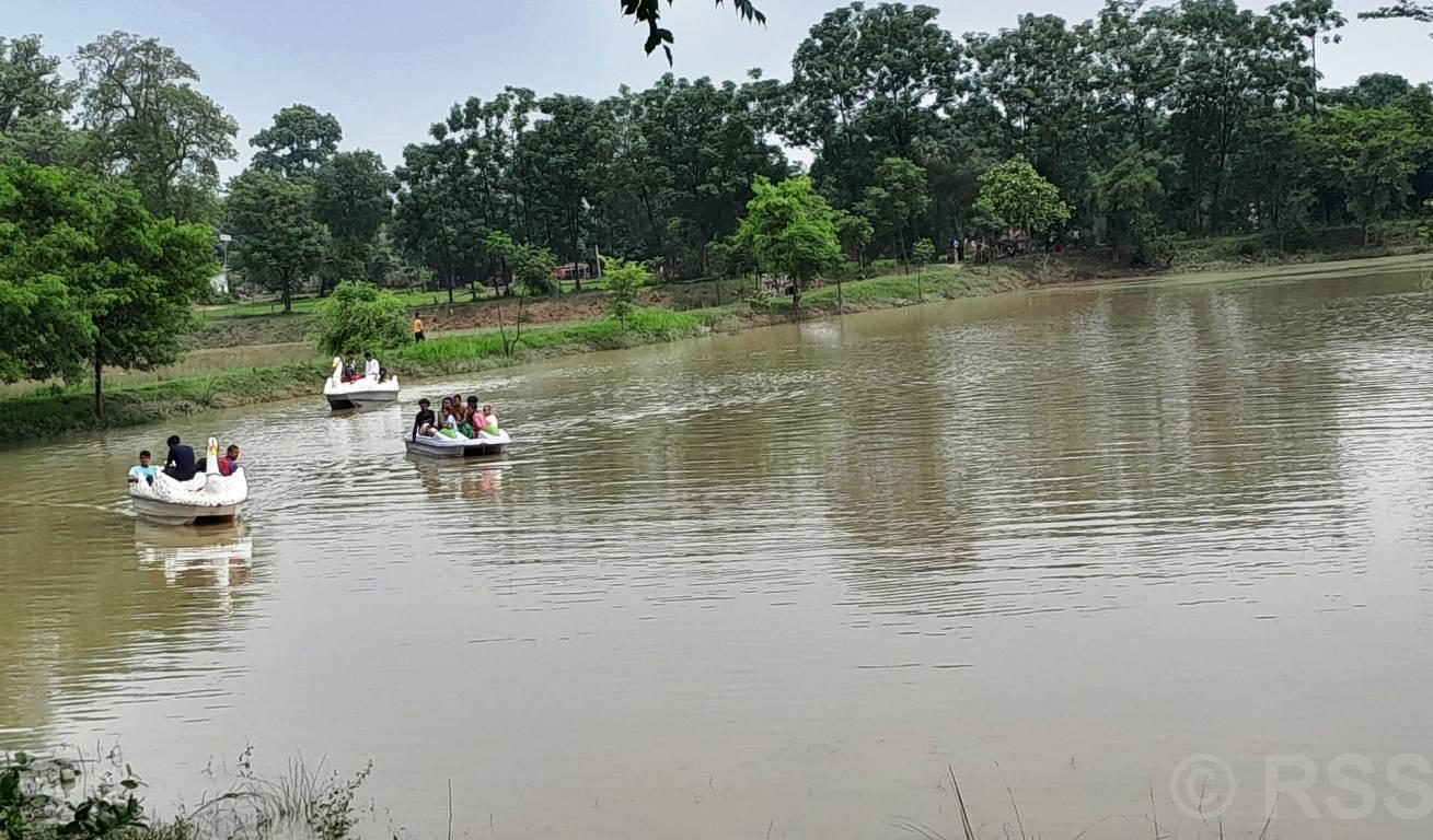 पर्या-पर्यटन प्रवर्द्धन गर्न सोभातालमा डुंगा सञ्चालन