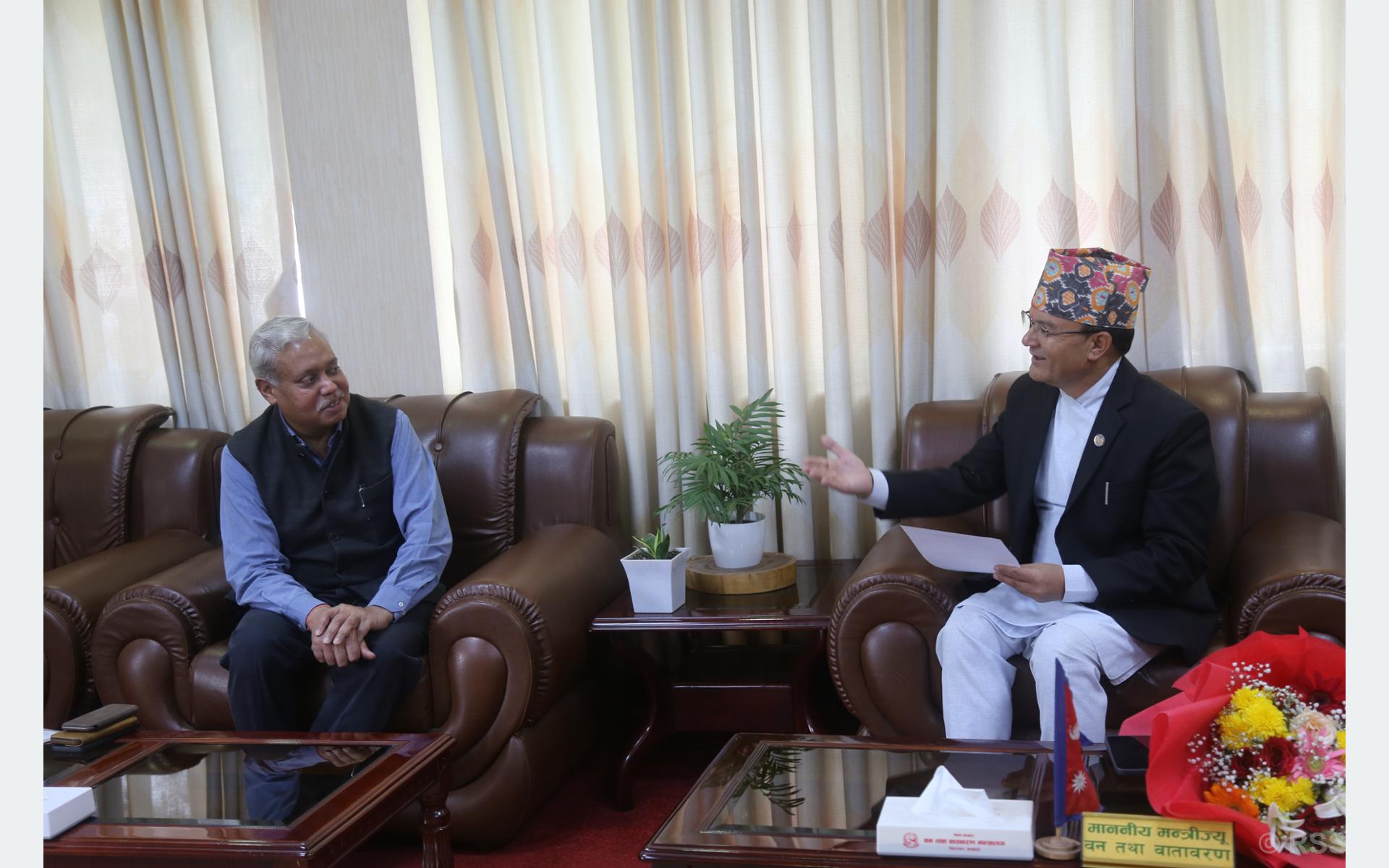वनमन्त्री शाहीसँग भारतीय राजदूतको भेटवार्ता
