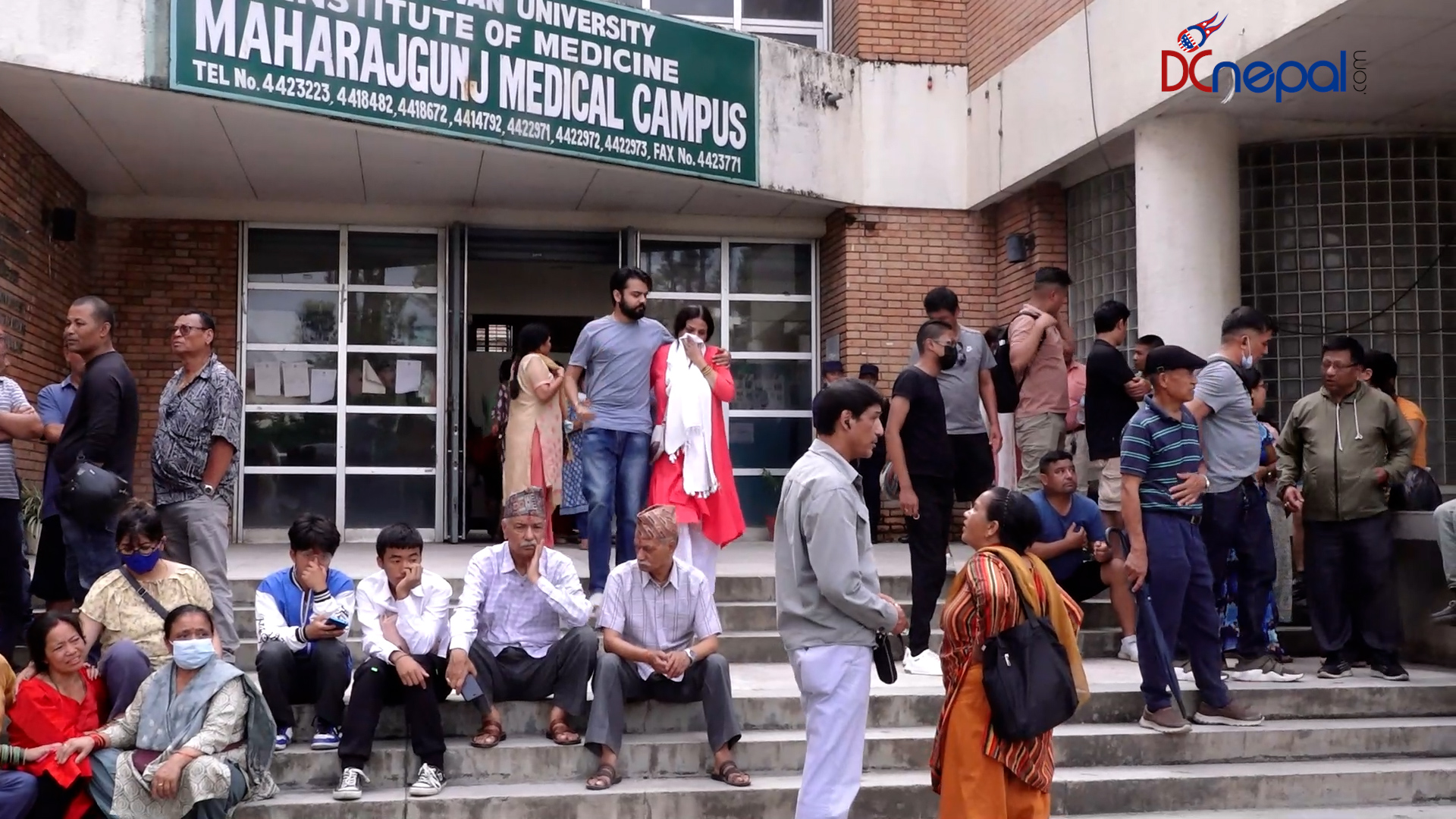 विमान दुर्घटना: १७ जनाको शव आफन्तले बुझे