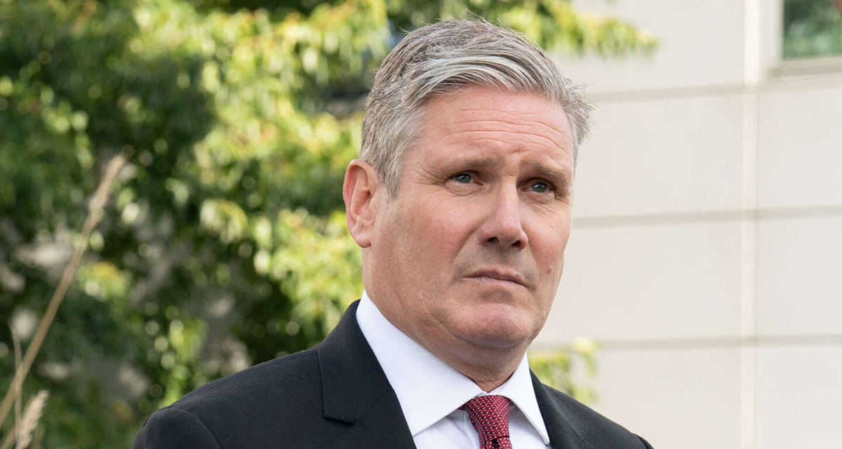 बेलायतको नयाँ प्रधानमन्त्री बन्न लागेका किएर स्टारमर को हुन् ?