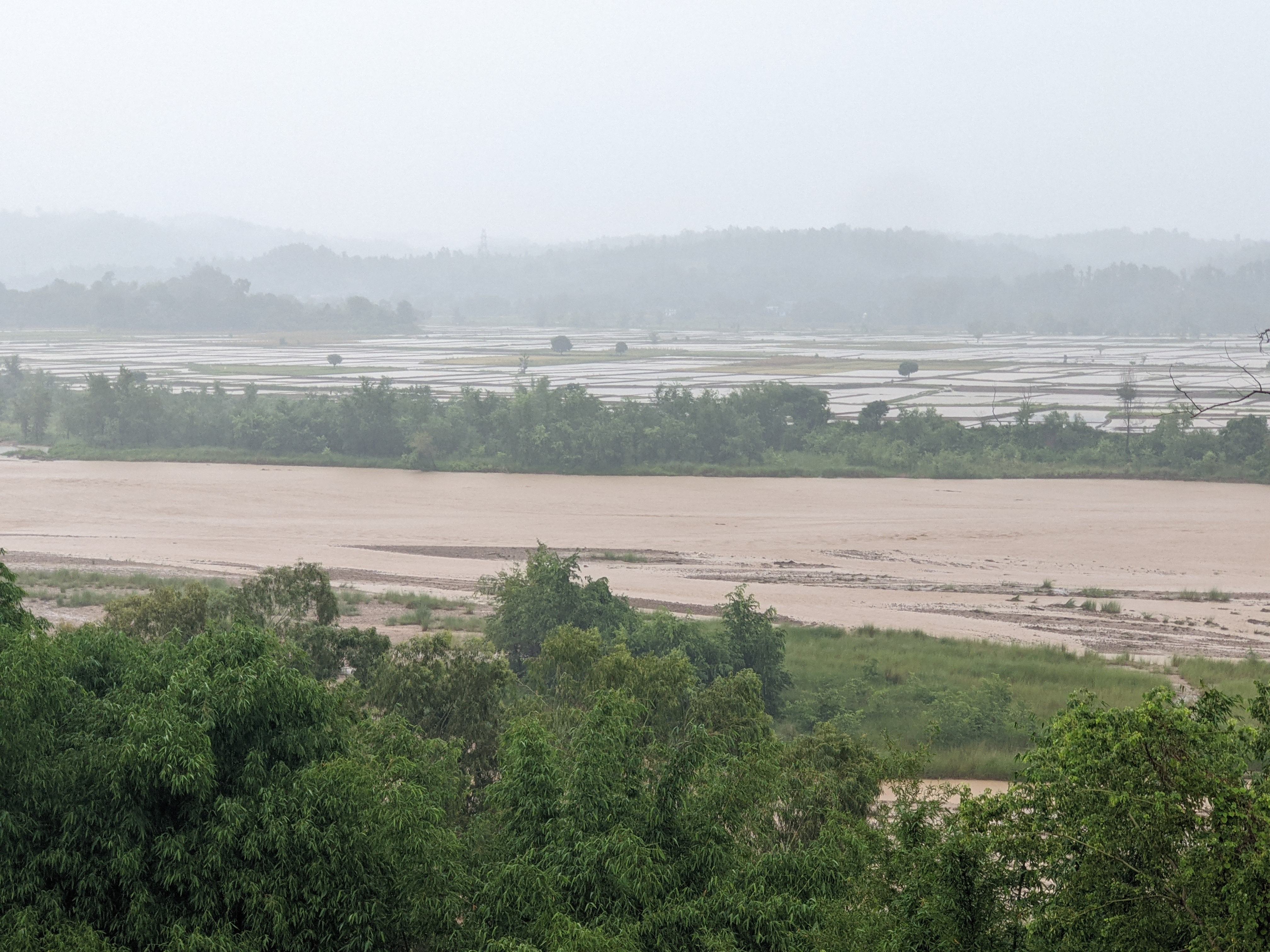 महोत्तरीको रातु नदीको बहाव बढ्यो