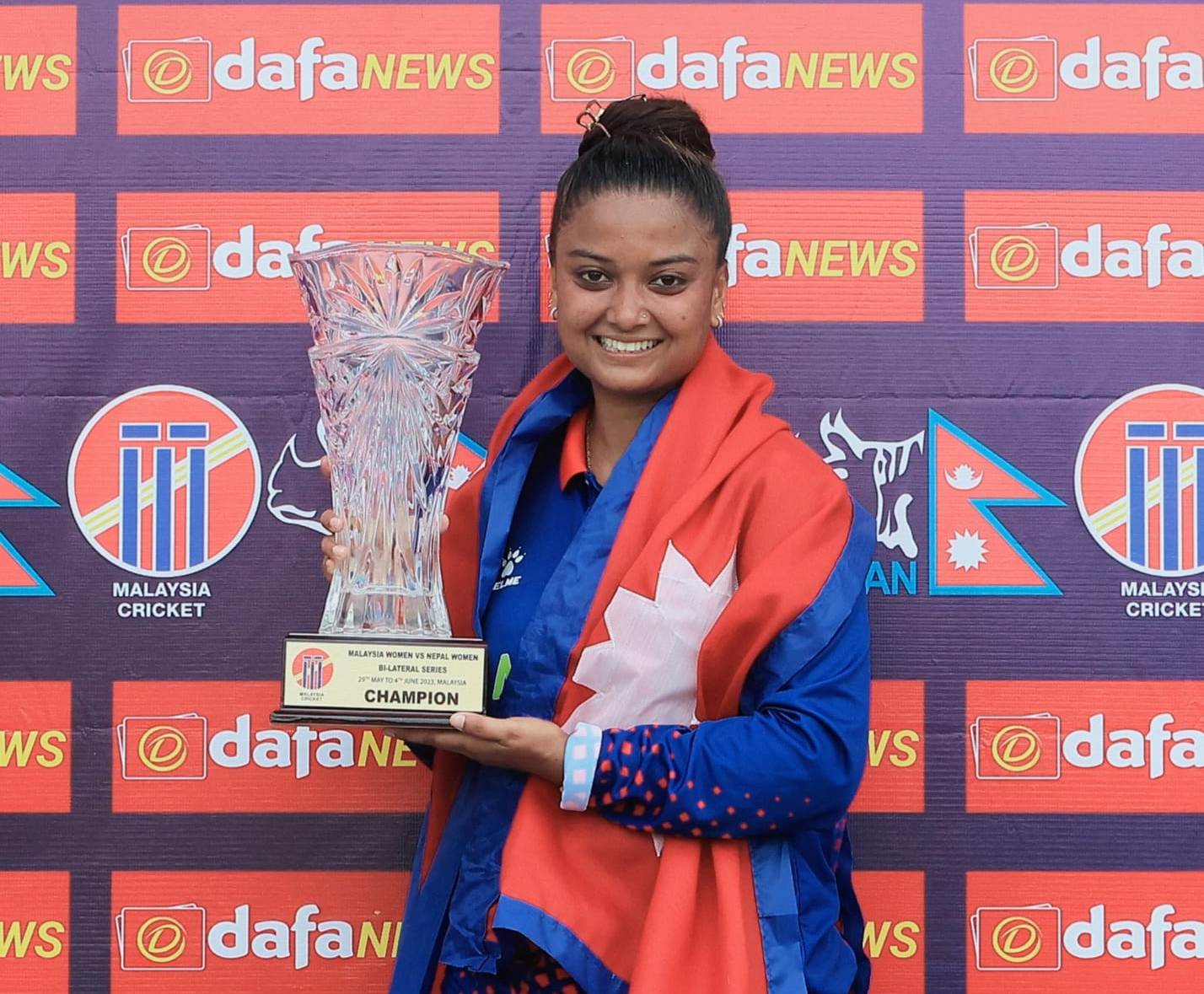 महिला क्रिकेट खेलाडी अप्सरी बेगम निलम्बनमा