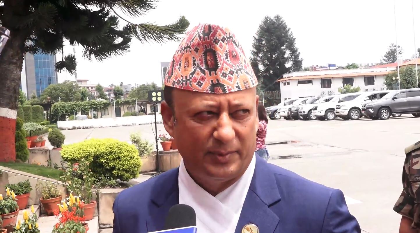 सरकार र निजी क्षेत्रको परस्पर सहयोगमा ऊर्जा क्षेत्रको विकास जरुरी : मन्त्री खड्का