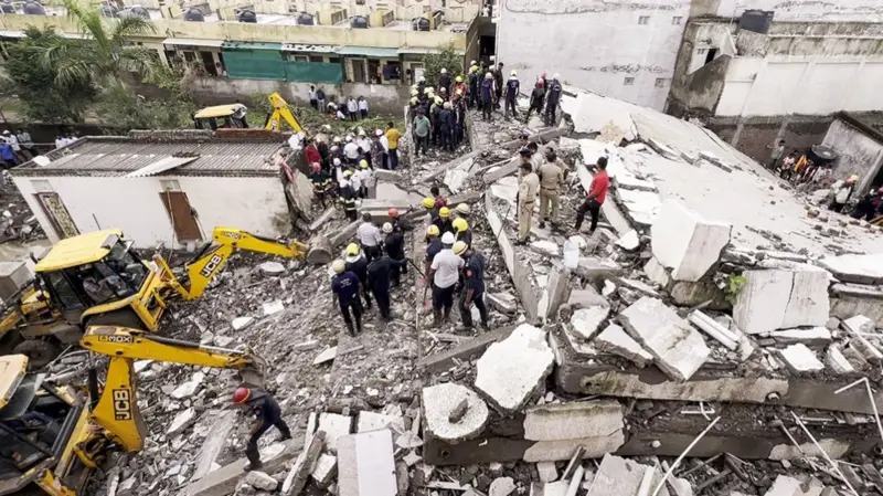 गुजरातको सुरतमा ६ तले भवन भत्किँदा अहिलेसम्म ७ जनाको मृत्यु