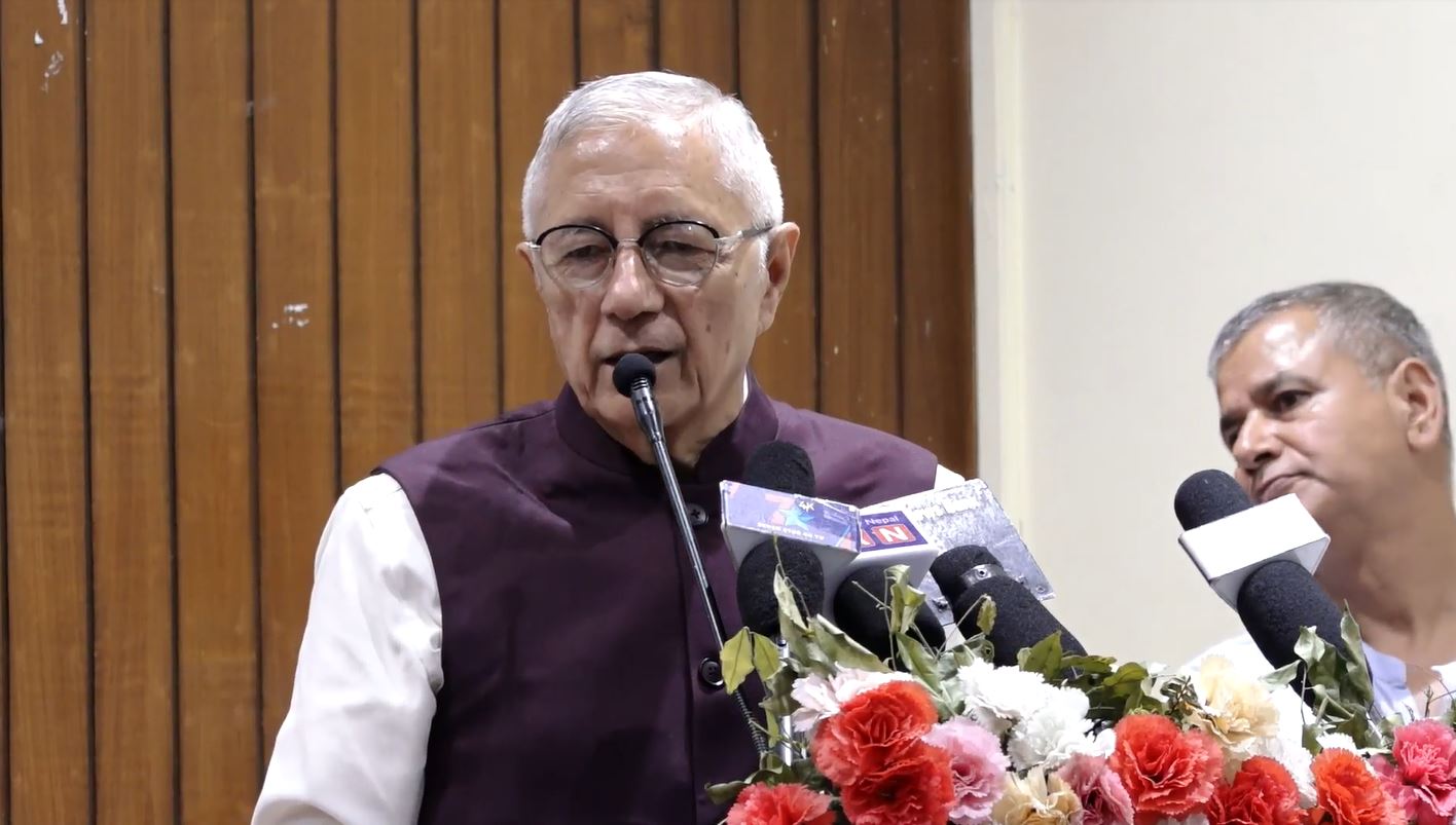 नेपाली कांग्रेसलाई युग सुहाउँदो बनाउँछुः शेखर कोइराला