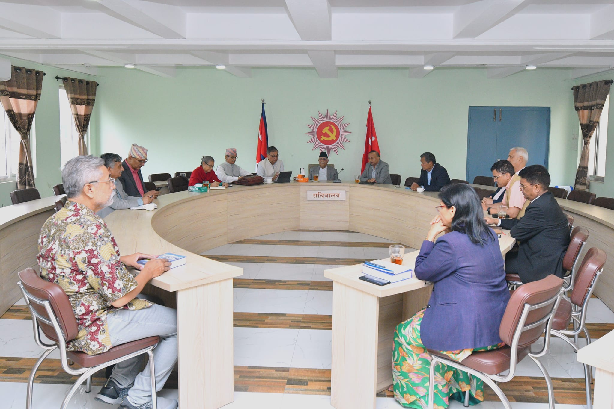 एमालेको सचिवालय बैठक बस्दै