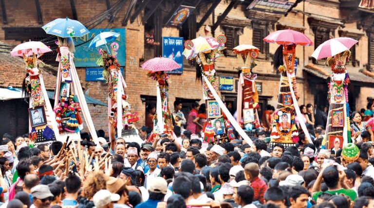 गाईजात्रा पर्व मनाइँदै, आज काठमाडौं उपत्यकामा सार्वजनिक बिदा
