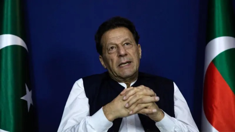 पाकिस्तानी सेनाले भन्यो -‘इमरान खान मानसिक रोगी र देशको सुरक्षाको लागि खतरनाक’