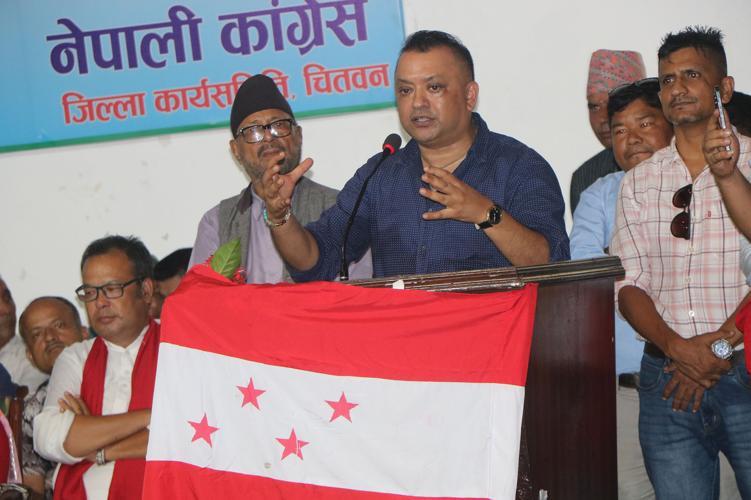 कांग्रेसलाई बिग्रन दिँदैनौँ: महामन्त्री थापा