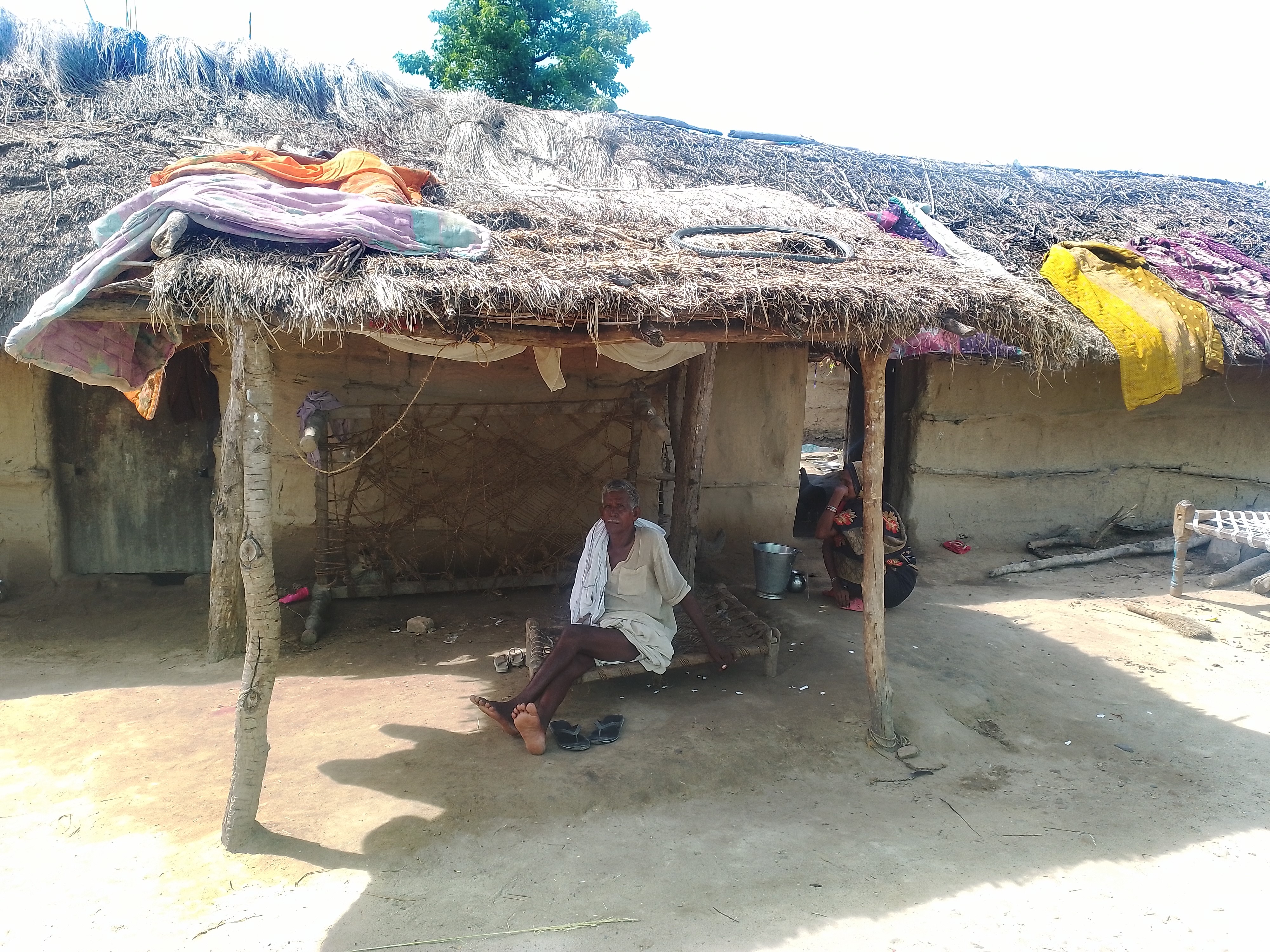 परिवारका तीन सदस्य अकालमा गुमाउँदा विक्षिप्त छन् श्यामलाल