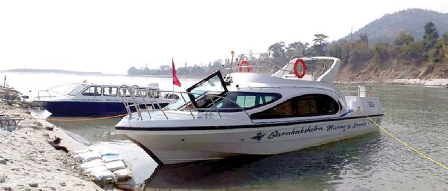 चतरास्थित सप्तकोशी नदीमा जेटबोट सञ्चालनमा