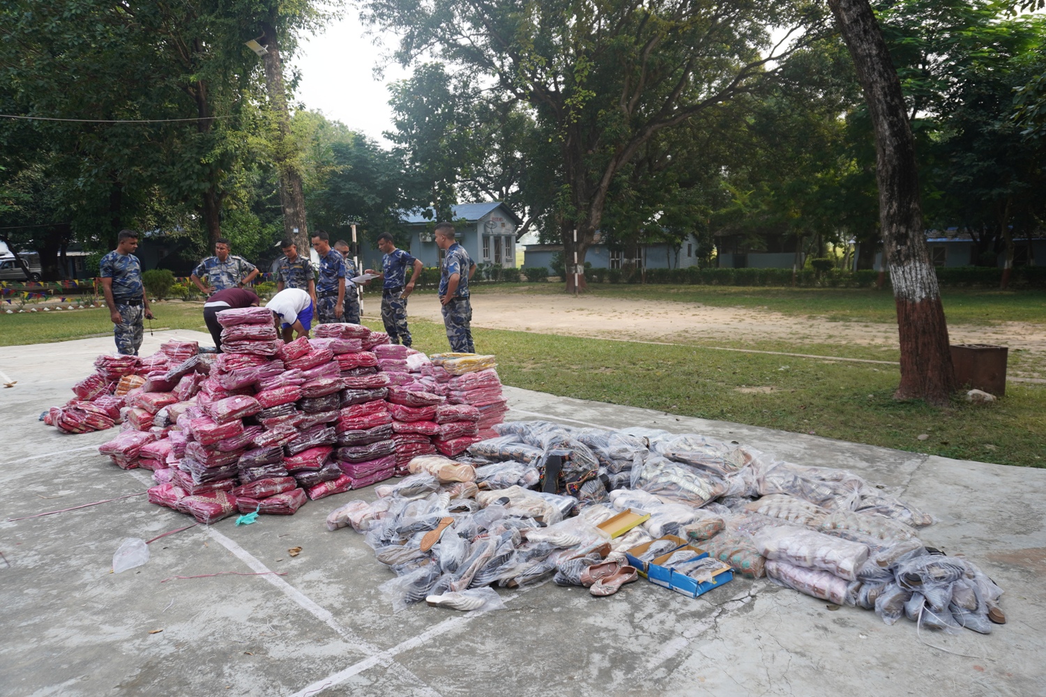 एक सातामै रुपन्देहीबाट लाखौंको अवैध सामान नियन्त्रणमा