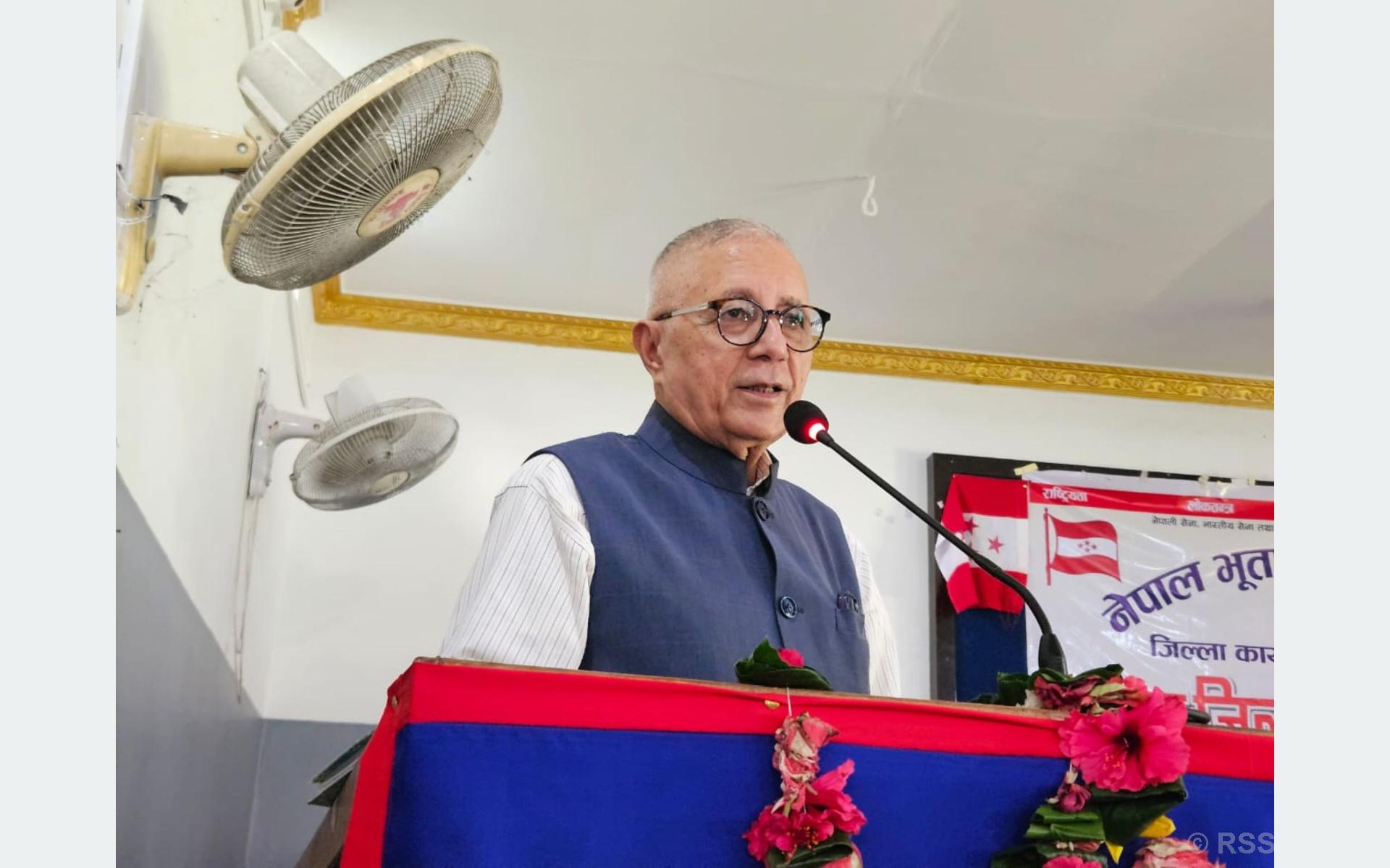 वर्तमान सरकार ढल्ने सम्भावना छैन: नेता डा कोइराला