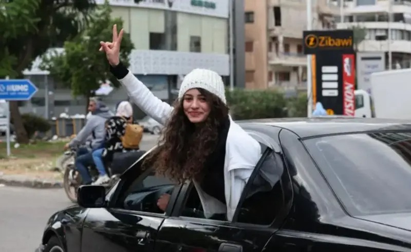 इजरायल र हिजबुल्लाहबीचको युद्धविरामपछि मानिसहरू घर फर्किन थाले