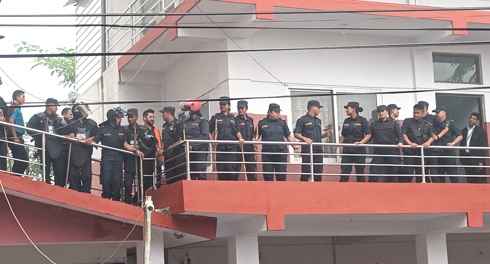 रास्वपा सभापति रवि लामिछानेसँग आज विहानैदेखि बयान लिइने
