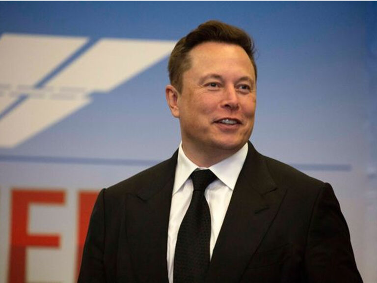 एलन मस्क विश्वकै पहिलो दुई अंकको खर्बपति बन्ने बाटोमा