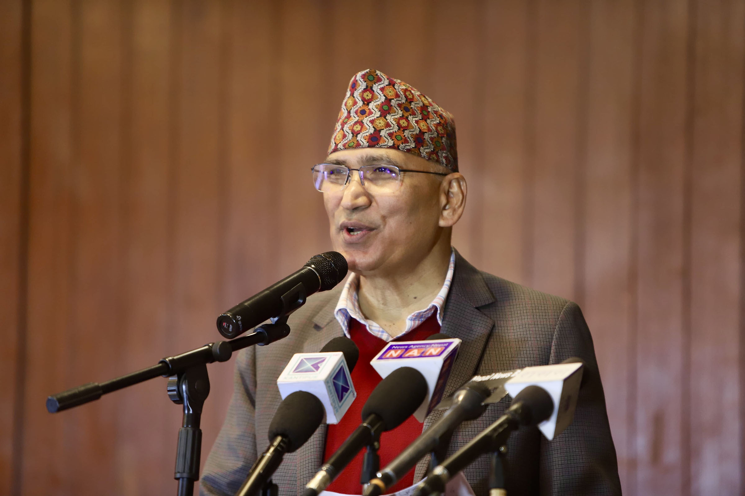 सामाजिक सुरक्षा भत्ताको सम्पूर्ण श्रेय प्रधानमन्त्री ओलीलाई जान्छः अर्थमन्त्री पौडेल