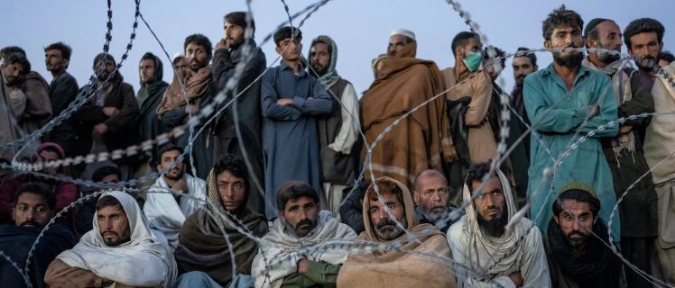 अफगान शरणार्थीलाई पाकिस्तान छोड्न आदेश, १.४५ लाख शरणार्थी अन्यौलमा