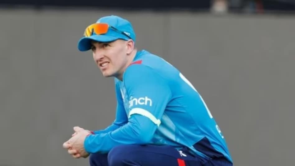 इङ्ल्याण्डका ब्याटर ह्यारी ब्रुकलाई आइपीएलमा २ सिजनको प्रतिबन्ध