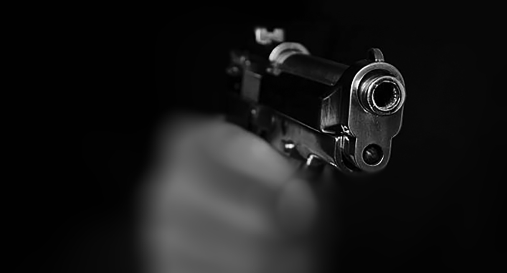 कटुवा पेस्तोल फेला