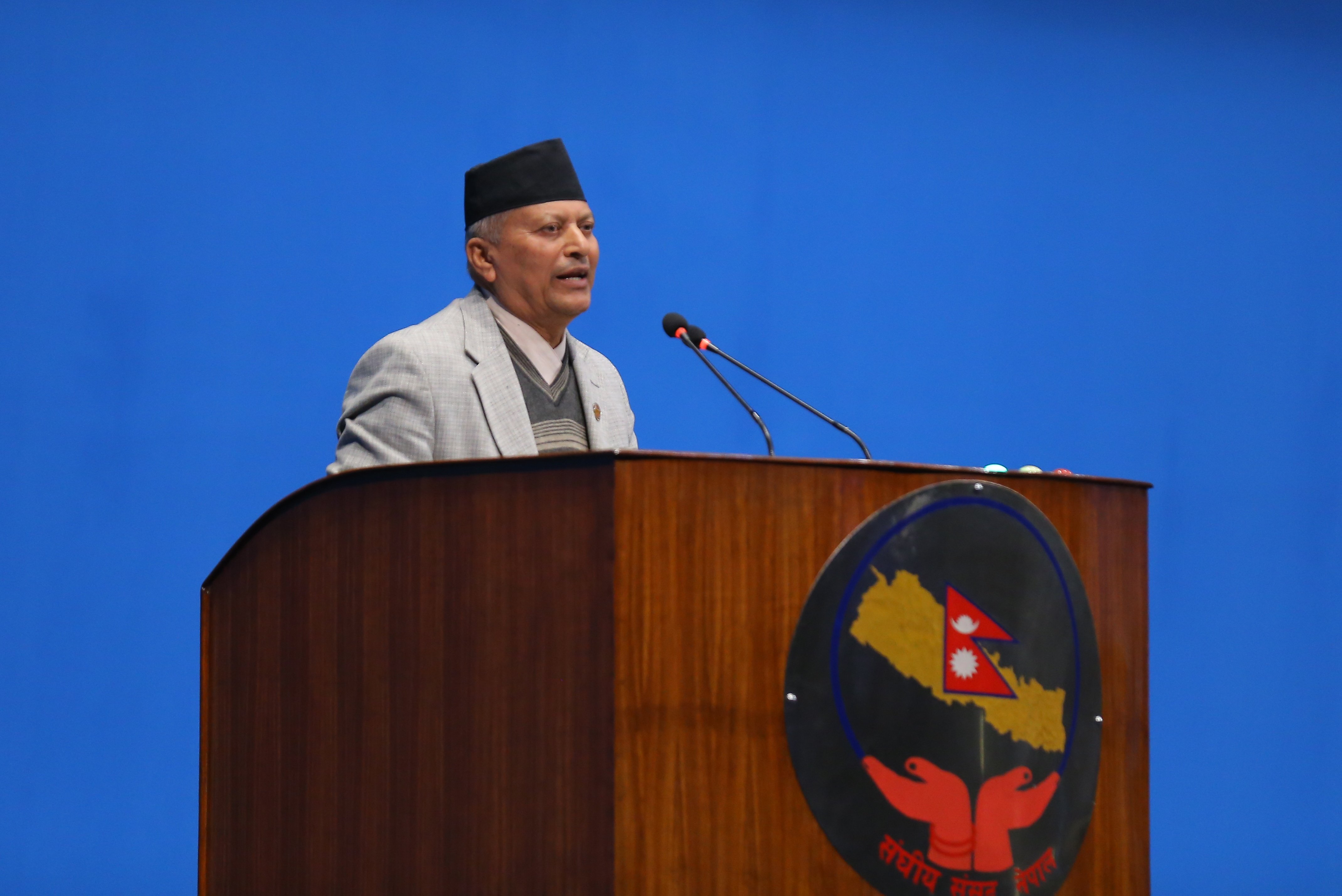 अरुले कुरा गरेको आधारमा मलाई मुछ्ने काम भयोः मन्त्री अधिकारी