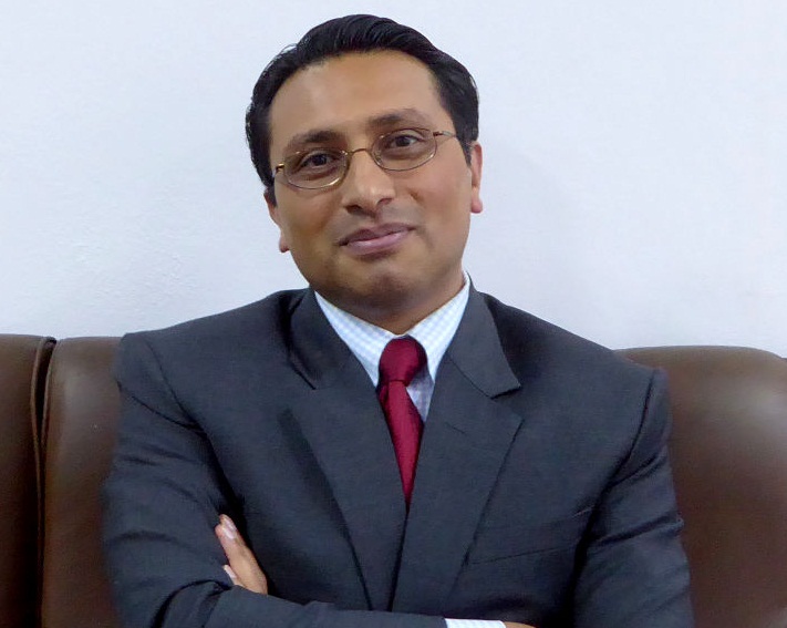 सांसदबाट प्रधानमन्त्री र मन्त्री बन्ने प्रणाली हुनुहुँदैन : डा स्वर्णिम वाग्ले