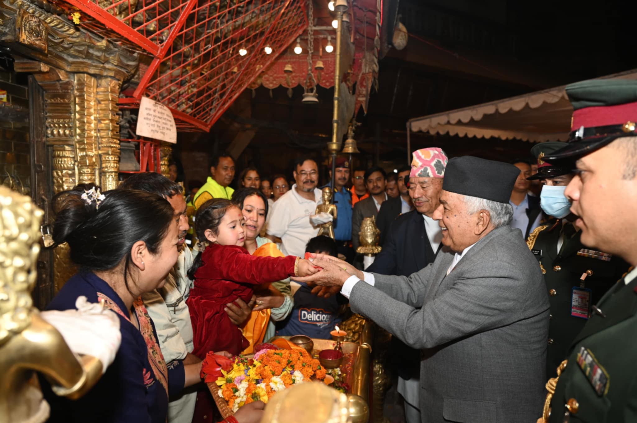 राष्ट्रपतिद्वारा सेतो मच्छेन्द्रनाथको दर्शन