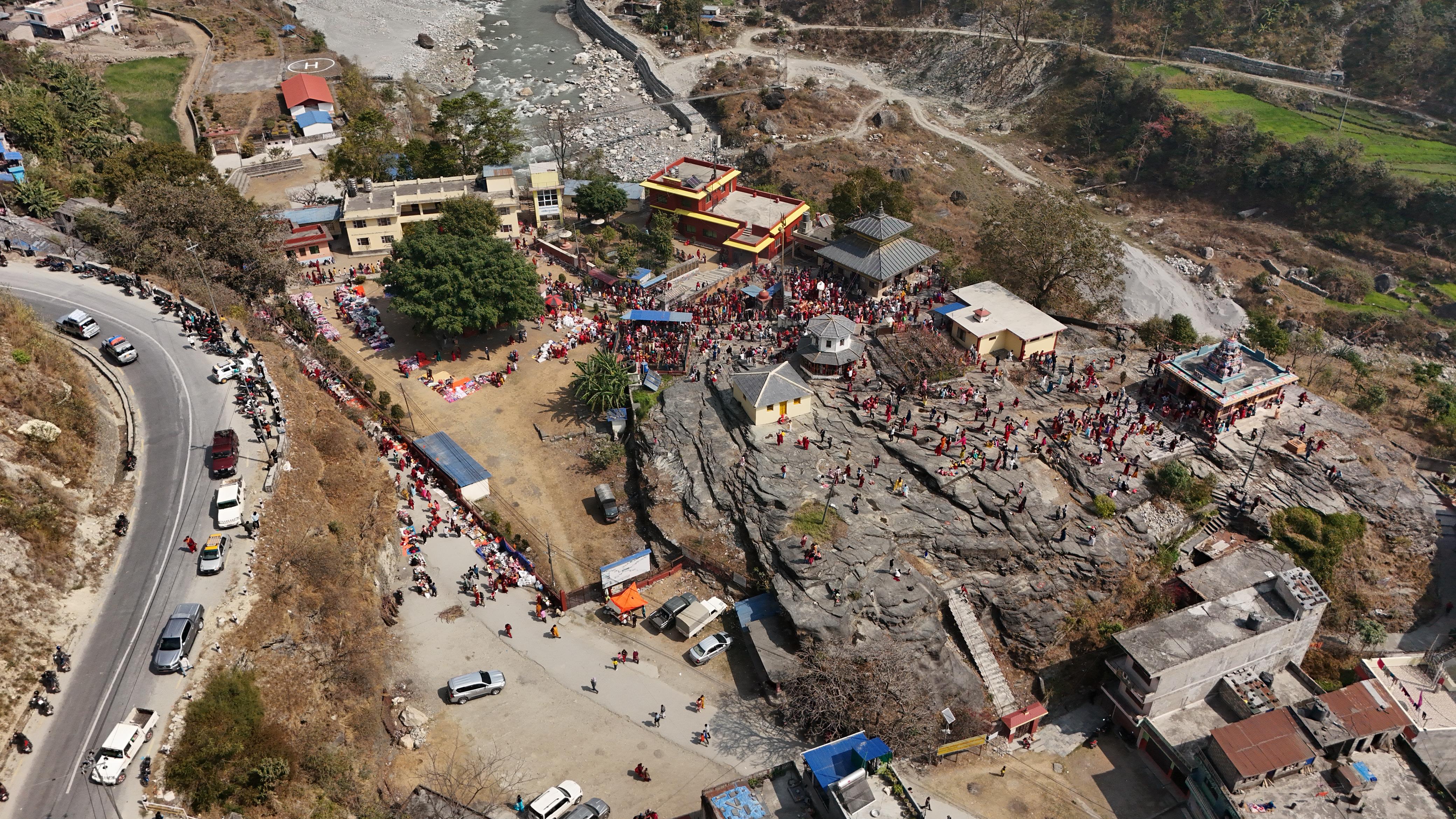 गलेश्वर मन्दिरको भेटीबाट सौन्दर्यकरण योजनालाई सहयोग