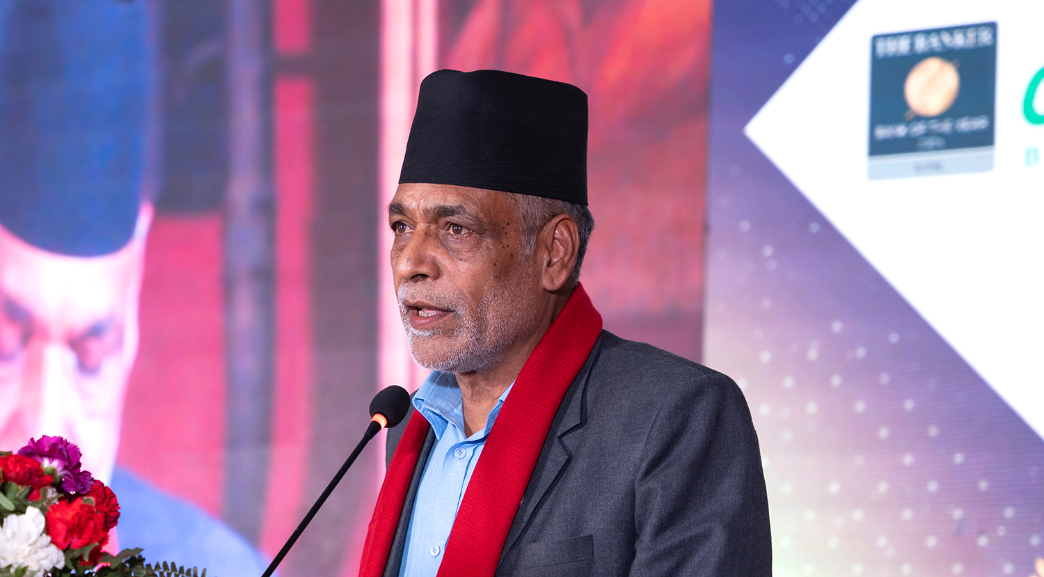 कृषि क्षेत्रको विकासका लागि निजी क्षेत्रको साथ चाहिन्छ : मन्त्री अधिकारी