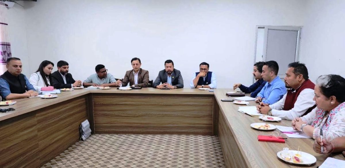 रास्वपाले संसदबाटै गृहमन्त्रीको राजीनामा माग्ने