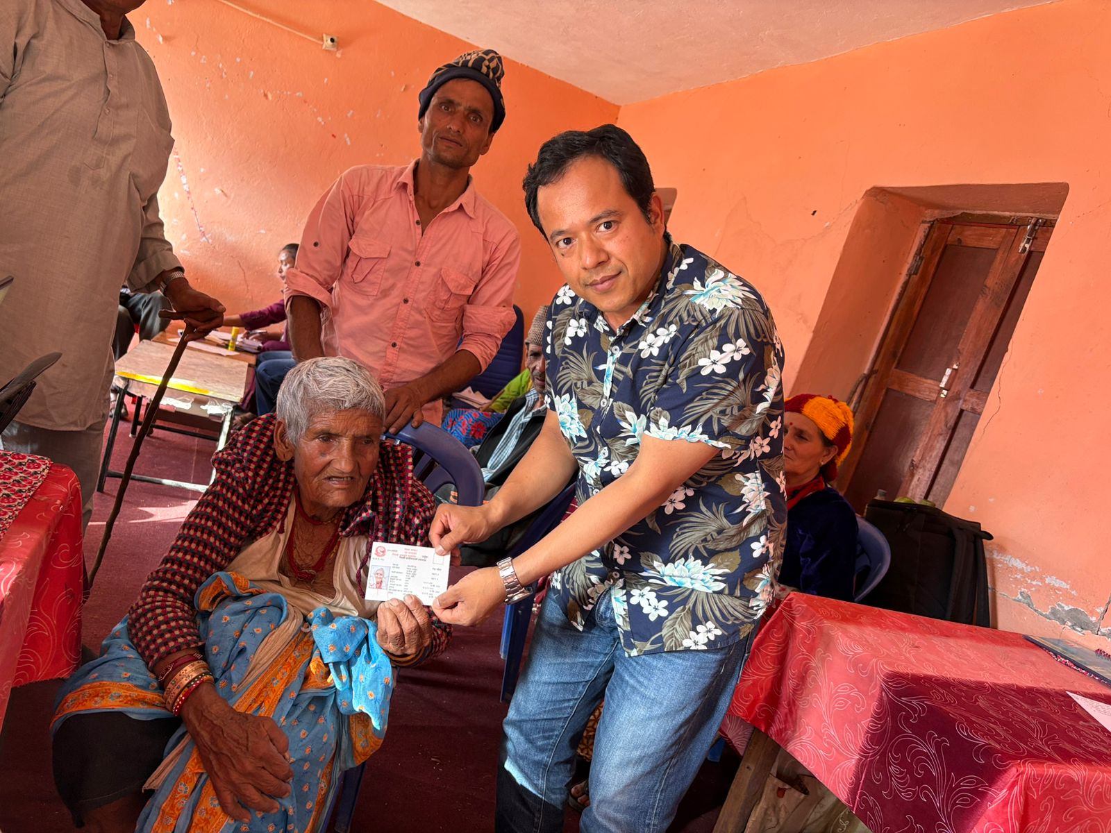 ९७ वर्षीया भट्टले नागरिकता पाउँदा…