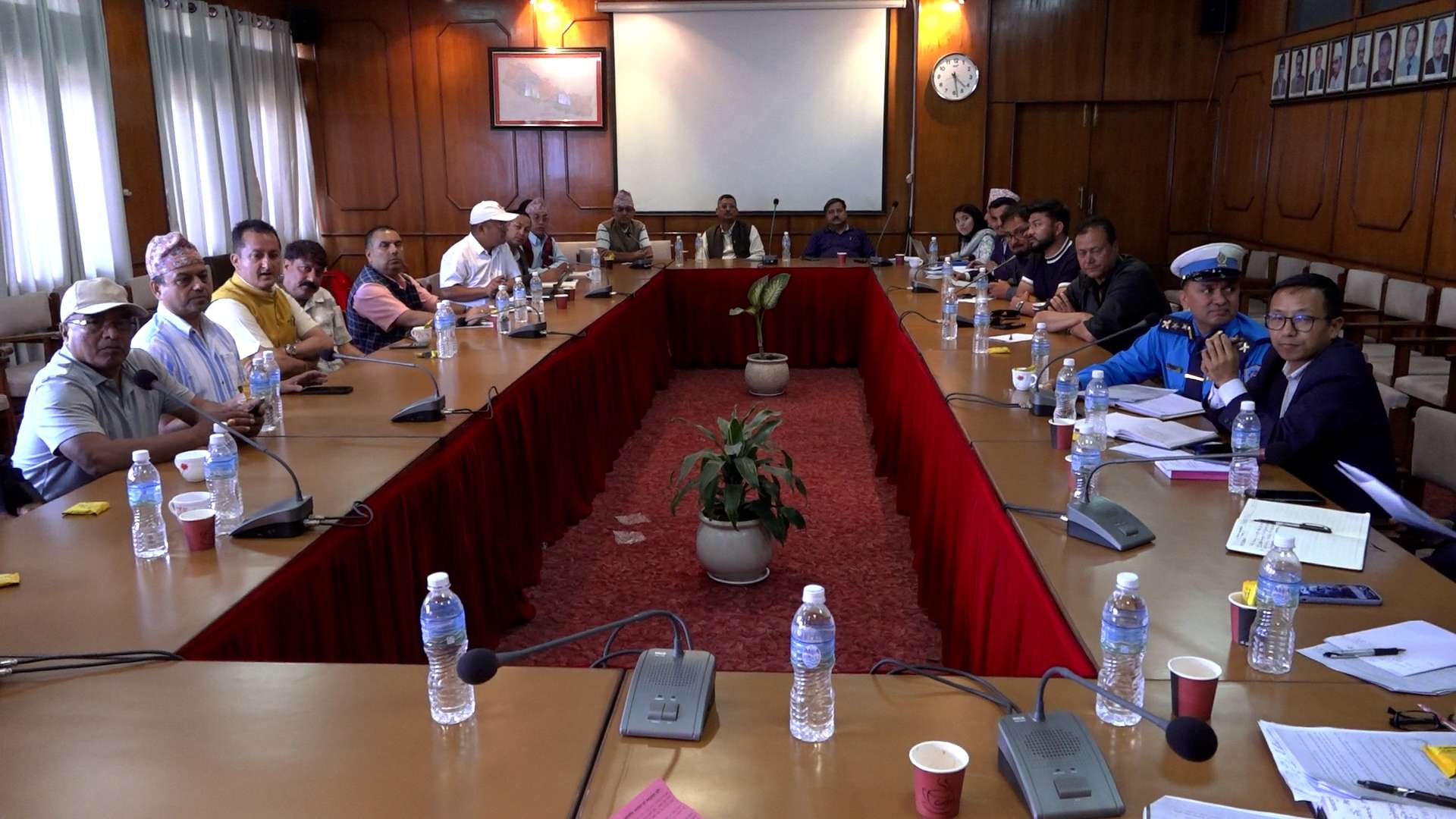 गण्डकी प्रदेश सरकारले ‘राइड शेयरिङ’ नियमावली स्थगन गरेपछि मात्र गाडी चल्ने